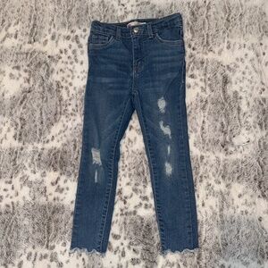 🟡 Levi’s Ripped Distressed Denim Jeans Size‎ 5 Girls